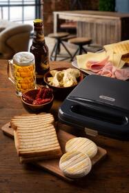 Sendvičovač Ariete Sandwich Maker ART 1971 

 obrázek produktu 4 z 4