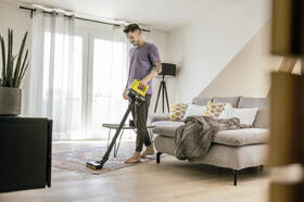 Tyčový vysavač Kärcher VC 4 Cordless myHome (1.198-620.0) 

 obrázek produktu 3 z 6