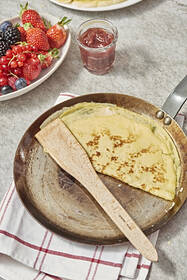 Pánev palačinková de Buyer 5615.01 CREPESPARTY, 26 cm ocel

 obrázek produktu 5 z 7