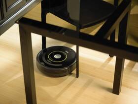 Robotický vysavač iRobot 650 černý

 obrázek produktu 2 z 6