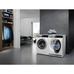 Sušička prádla AEG T8DEE48SC bílá barva

