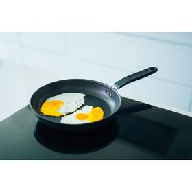 Pánev Fiskars 24 cm 

 obrázek produktu 4 z 4