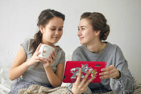 Dotykový tablet eStar 16 GB - Tom and Jerry Warner Bros® 

 obrázek produktu 3 z 3