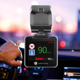 Autokamera NAVITEL R5 černá barva
