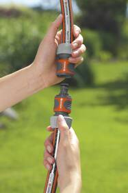 Spojka Gardena 901029001 

 obrázek produktu 3 z 3
