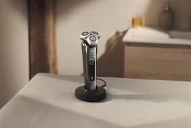 Holicí strojek Philips X9002/10 šedý

 obrázek produktu 3 z 22