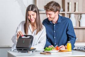 Sendvičovač Black+Decker BXSA753E nerez

 obrázek produktu 4 z 8