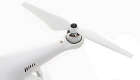 Dron DJI Phantom 3 Professional, 4K Ultra HD kamera (DJI0322) bílý

 obrázek produktu 6 z 9