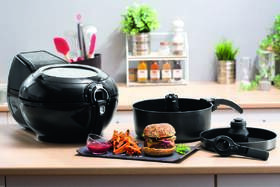 Fritéza horkovzdušná Tefal YV970815 černá

 obrázek produktu 15 z 32