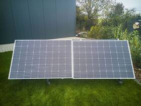 Solární balkonová elektrárna Technaxx TX-220, 600W 
