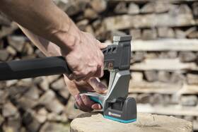 Ostřič nožů Gardena 08712 

 obrázek produktu 3 z 3