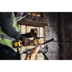 Úhlová bruska akumulátorová Dewalt DCG409VST1 (s baterií) 

 obrázek produktu 2 z 4