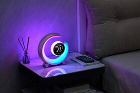 Stolní LED lampička IMMAX PEACOCK s hodinami, RGB světlo, 20W, 400lm zlatá

 obrázek produktu 8 z 9