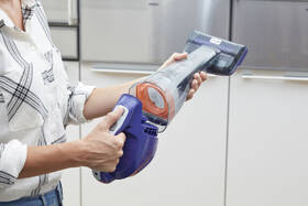 Akumulátorový vysavač Black-Decker DVB315JP-QW 

 obrázek produktu 13 z 14