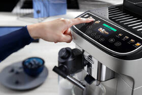 Automatický kávovar De'Longhi ECAM 310.80.SB černý/stříbrný

 obrázek produktu 11 z 15