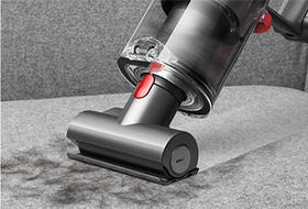 Tyčový vysavač Dyson V10 Absolute 2022 
