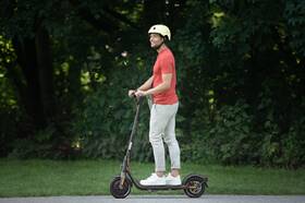 Elektrická koloběžka Ninebot by Segway Kickscooter F30E 

 obrázek produktu 15 z 24