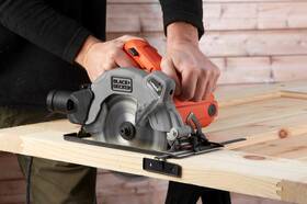 Okružní pila Black-Decker CS1250L 

 obrázek produktu 2 z 8