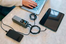 Powerbanka Verbatim Charge 'n' Go 27000mAh šedá

 obrázek produktu 8 z 11
