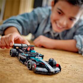 Stavebnice LEGO® Speed Champions 77244 Závodní auto Mercedes-AMG F1® W15 

 obrázek produktu 4 z 8