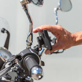 Držák na mobil SP Connect Clutch Mount Pro, SPC/SPC+ 

 obrázek produktu 1 z 5