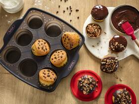 Forma na muffiny Tefal J4174714, 30 × 29 cm, 9 muffinů 

 obrázek produktu 3 z 14