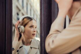 Sluchátka Beyerdynamic AVENTHO 100 krémová

 obrázek produktu 6 z 6