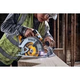 Okružní pila Dewalt DCS573H2T (s baterií) 

 obrázek produktu 4 z 5