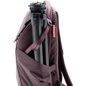 Batoh Peak Design Everyday Backpack 20L (v2) vínový

 obrázek produktu 3 z 9
