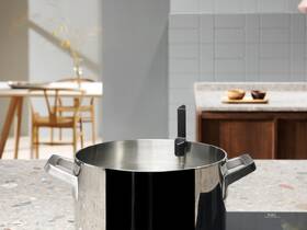 Indukční varná deska Electrolux EIS8648 černá

 obrázek produktu 12 z 26