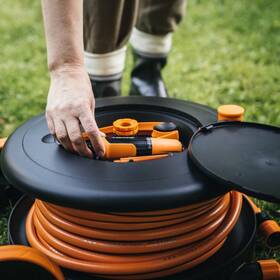 Naviják na hadice Fiskars Comfort 13mm (1/2") 

 obrázek produktu 6 z 8