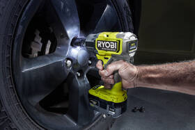 Utahovák rázový Ryobi RIW18BL-0 (bez baterie) 

 obrázek produktu 4 z 4