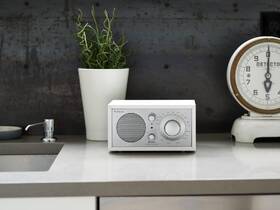 Radiopřijímač Tivoli Audio Model One BT stříbrný/bílý

 obrázek produktu 6 z 7