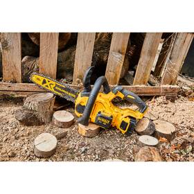 Řetězová pila Dewalt DCM565P1 (s baterií) 
