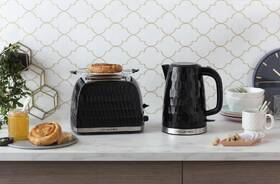 Rychlovarná konvice RUSSELL HOBBS 26051-70 Honeycomb Black 

 obrázek produktu 8 z 13