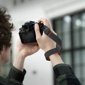 Popruh PGYTECH Camera Wrist Strap (Deep Grey) šedé

 obrázek produktu 1 z 3