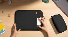 Pouzdro na notebook tomtoc Sleeve Kit na 13" MacBook Pro / Air černé

 obrázek produktu 7 z 9