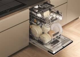 Myčka nádobí Whirlpool WH7IPC15BM60 MaxiSpace. 
