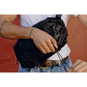 Brašna Peak Design Outdoor Sling 7L černá

 obrázek produktu 6 z 8