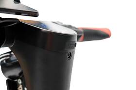 Elektrická koloběžka Red Bull TAKE-UP 

 obrázek produktu 19 z 23