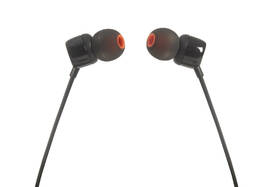 Sluchátka JBL T160 černá

 obrázek produktu 2 z 4