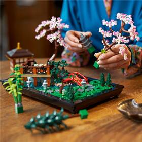 Stavebnice LEGO® Icons 10315 Tichá zahrada 

 obrázek produktu 2 z 8