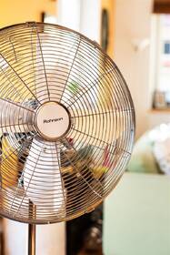 Ventilátor stojanový Rohnson R-868 kovový

 obrázek produktu 11 z 13