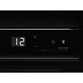 Vinotéka Electrolux EWUS018B7B černá barva
