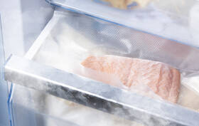 Vakuovací fólie Domo DO42ROLL-28, 28 cm průhledné

 obrázek produktu 2 z 3