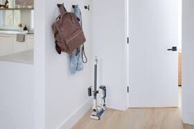 Tyčový vysavač Shark BU1120EU Floor Detect bílý

 obrázek produktu 1 z 5
