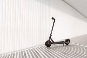 Elektrická koloběžka Xiaomi Electric Scooter 4 Pro EU 

 obrázek produktu 10 z 21
