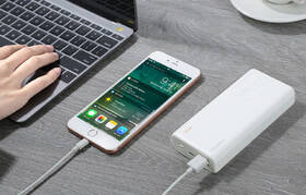 Powerbanka Romoss Simple 20 20 000mAh bílá

 obrázek produktu 3 z 3