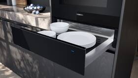 Ohřevná zásuvka Siemens BI710C1B1 černá

 obrázek produktu 2 z 10