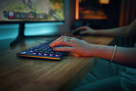 Klávesnice Logitech G915 X Wired, US layout černá

 obrázek produktu 7 z 8